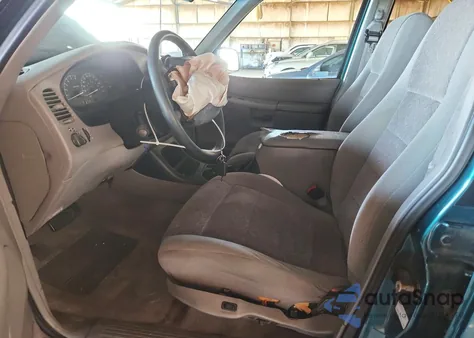 1998 Ford Explorer from USA, damaged, VIN 1FMZU32E6WZA24633